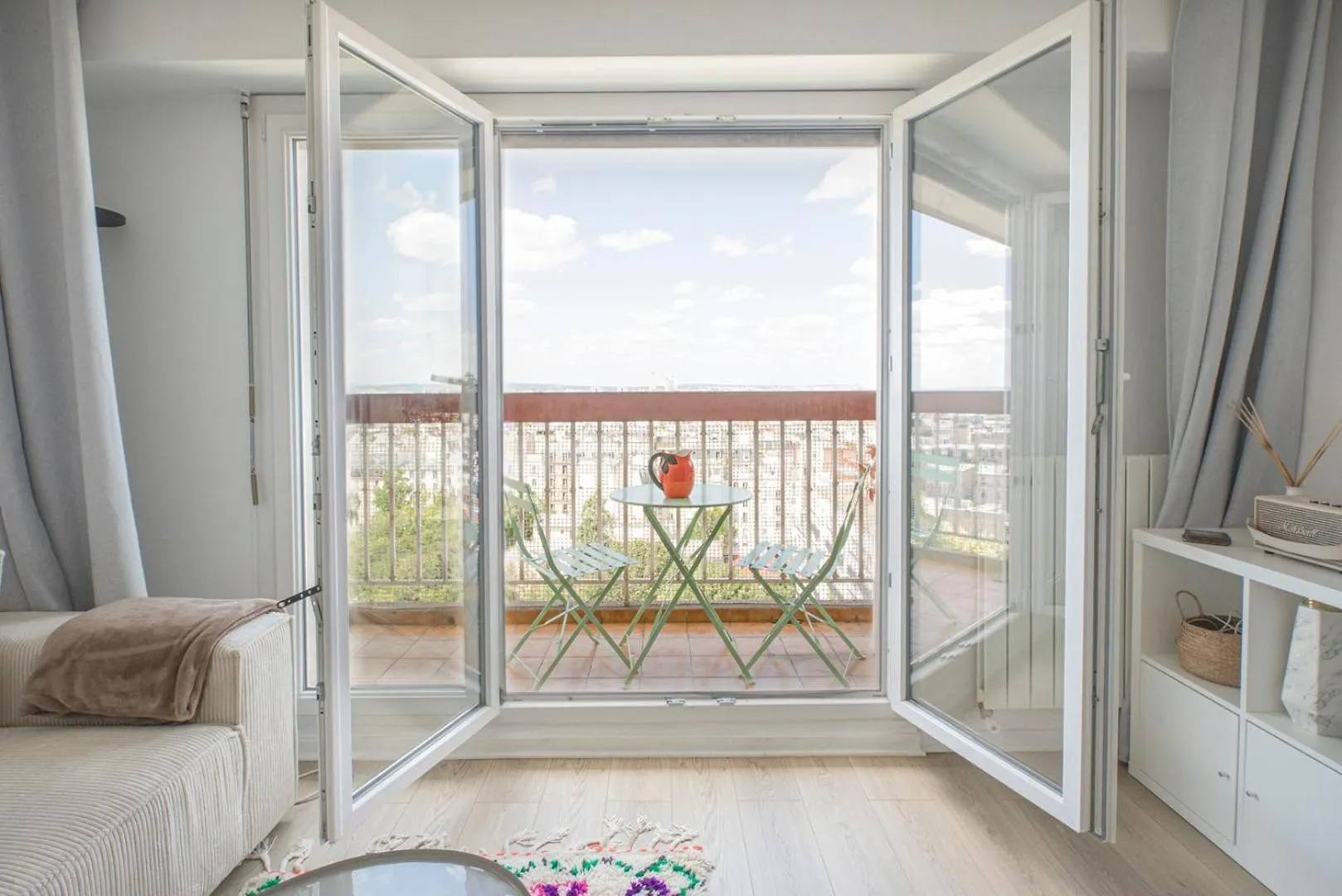 Apartment Appartement Elegant A Montmartre Paris